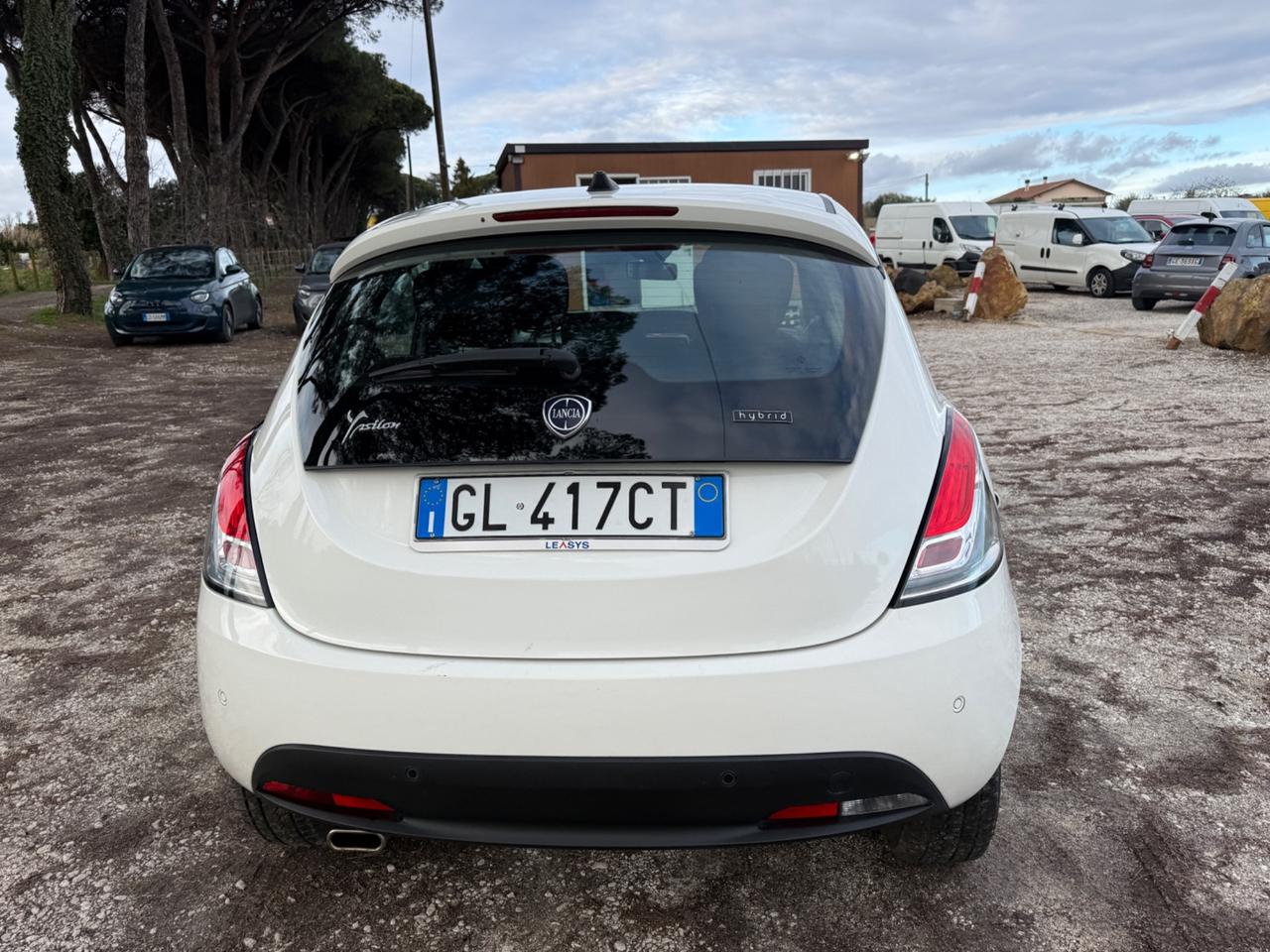 Lancia Ypsilon 1.0 FireFly 5 porte S&S Hybrid Ecochic Gold