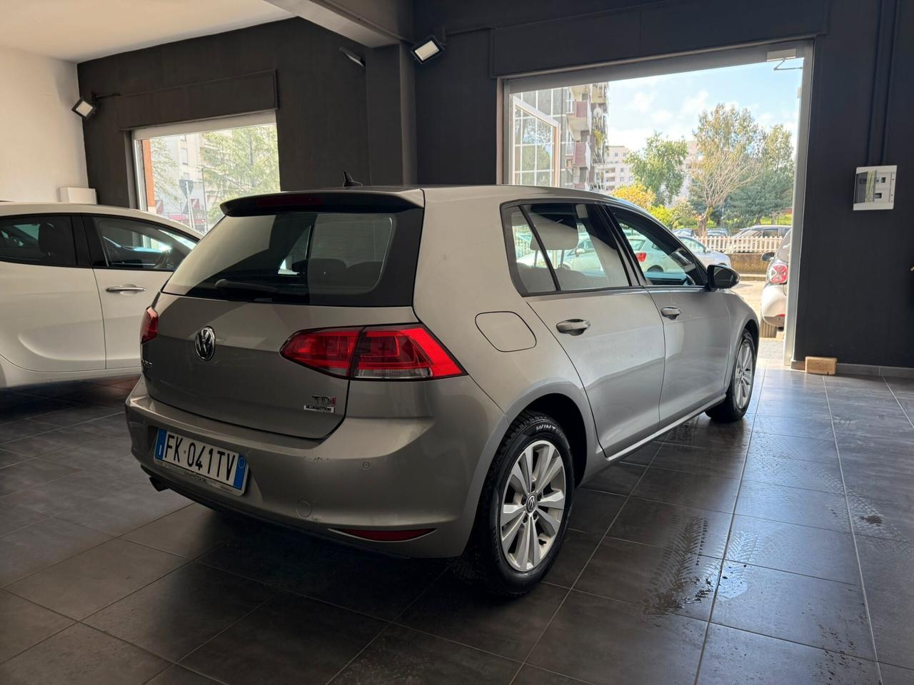 Volkswagen Golf 1.6 TDI 110 CV DSG 5p. Business BlueMotion Technology