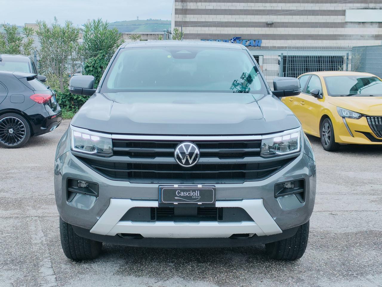 VOLKSWAGEN Amarok II 2023 - Amarok 2.0 tdi Life 4motion auto