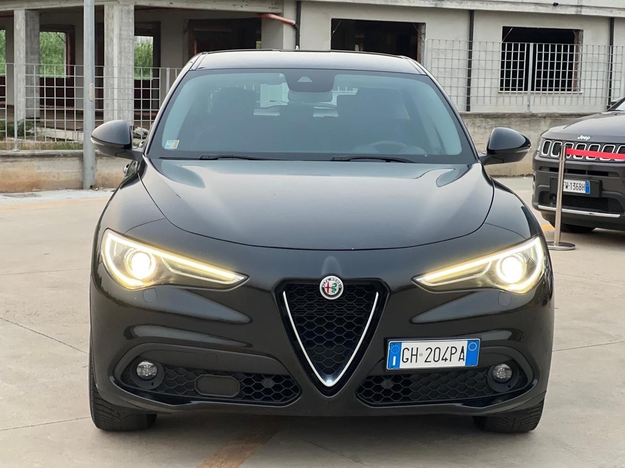Alfa Romeo Stelvio 2.2 Turbodiesel 190 CV AT8 RWD Business