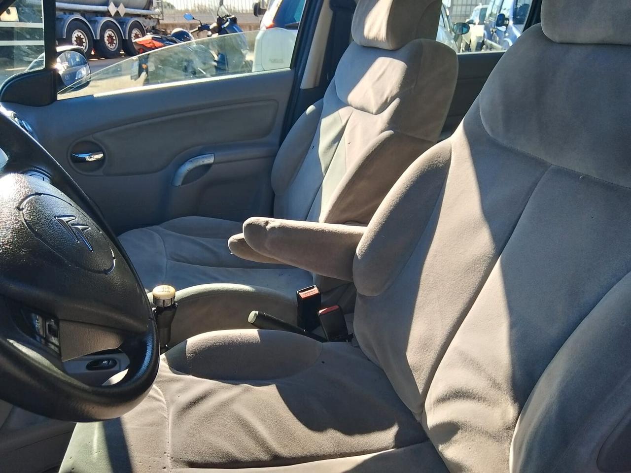 Citroen C3 1.4 HDi 70CV Exclusive