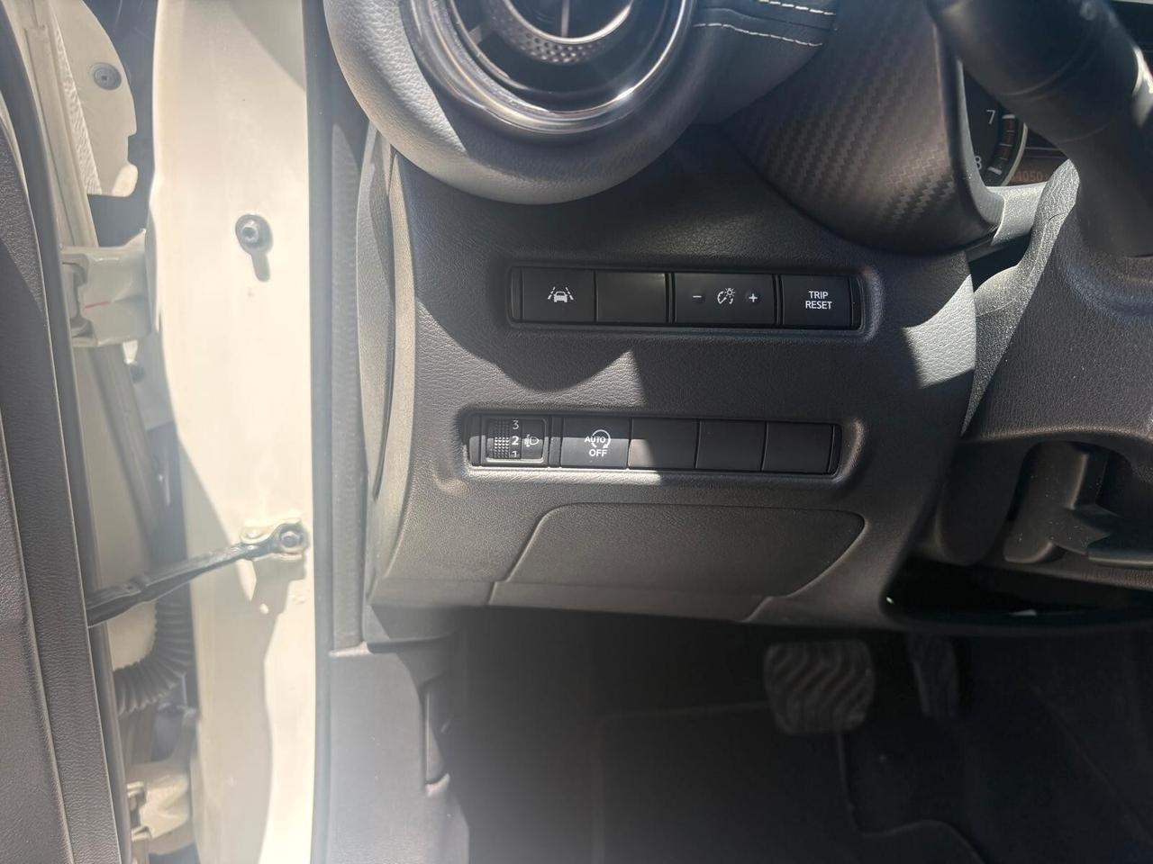 Nissan Juke 1.0 DIG-T 114 CV DCT Tekna