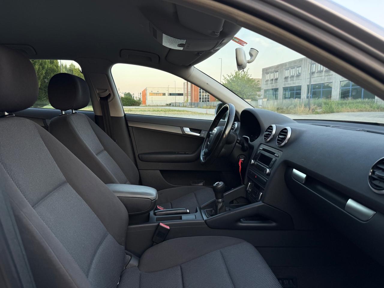 Audi A3 1.6 TDI 105 CV CR Ambition