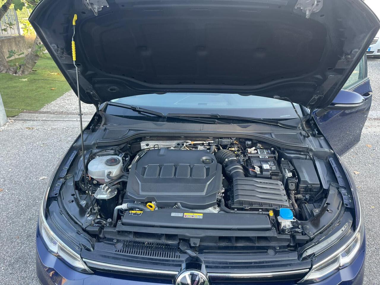 Volkswagen Golf 8 2.0 TDI SCR Style