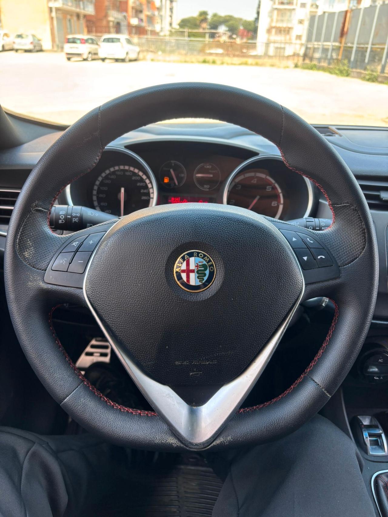 Alfa Romeo Giulietta 1.6 JTDm-2 105 CV Exclusive