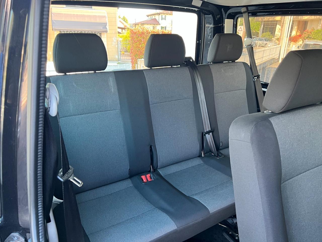 Volkswagen Transporter 2.0 TDI 102CV PC Kombi 9 posti