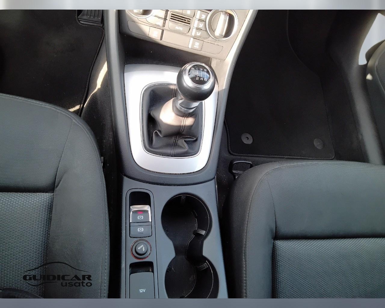 AUDI Q3 I 2015 - Q3 2.0 tdi Business 120cv