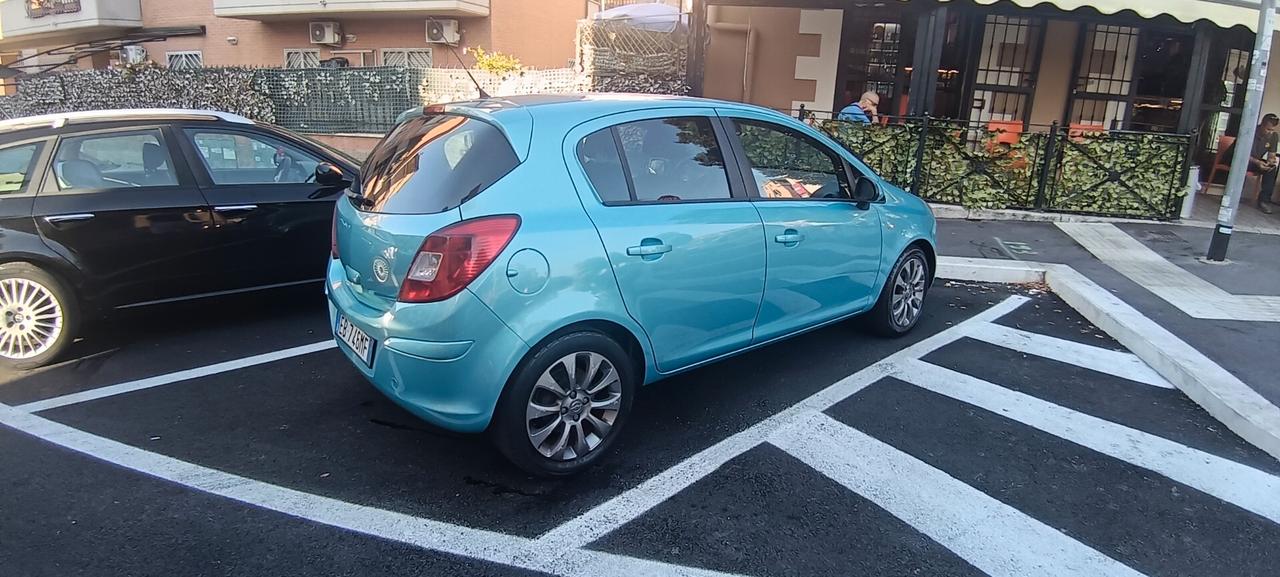 Opel Corsa 1.2 3 porte Club