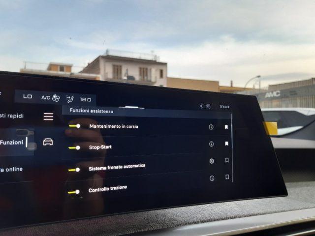 PEUGEOT 3008 Hybrid 145 e-DCS6 Allure