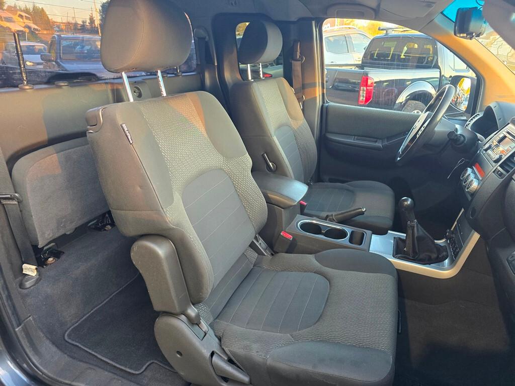 Nissan Navara 2.5 dCi 190CV King Cab LE DA VETRINA!