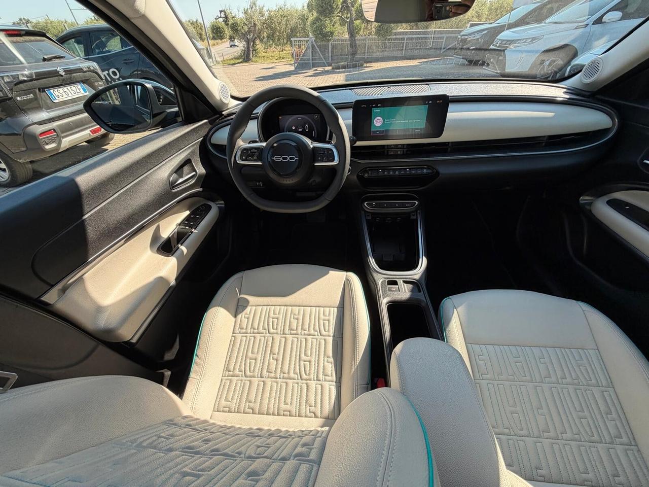 Fiat 600 Hybrid 110 CV DCT MHEV La Prima
