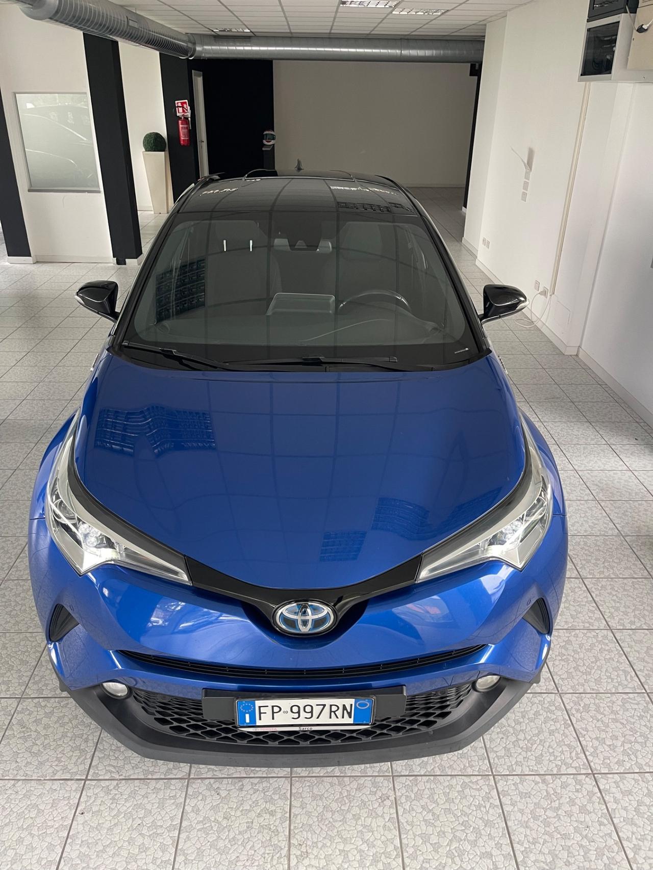 Toyota C-HR 1.8 Hybrid E-CVT Style