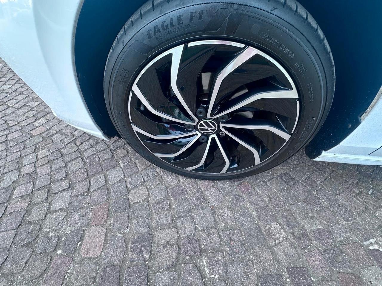 Volkswagen Golf 1.0 TSI EVO Life