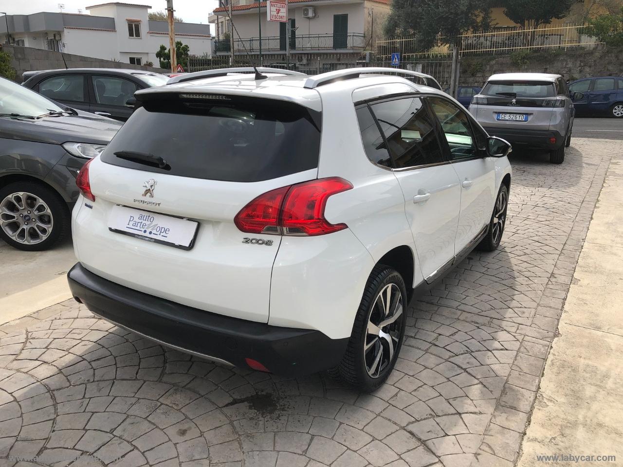 PEUGEOT 2008 BlueHDi 120 S&S Allure