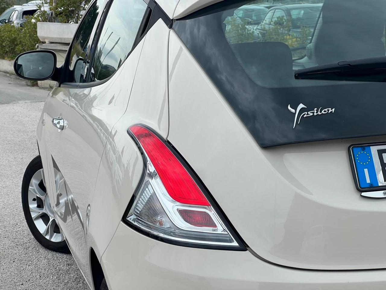 Lancia Ypsilon 1.3 MJT 16V 95 CV 5 porte S&S Opening Edition