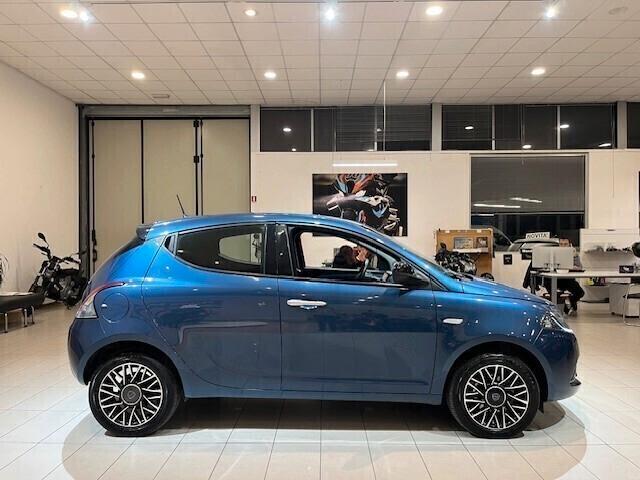 Lancia Ypsilon 1.0 firefly hybrid *21.000*NEOPATENTATI*