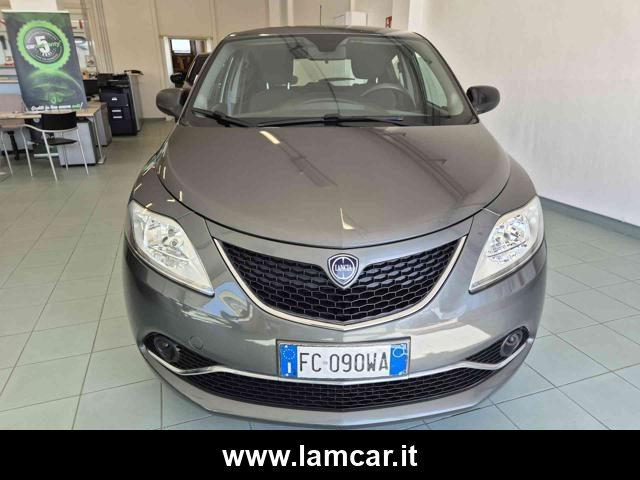 LANCIA Ypsilon 1.2 69 CV 5 porte Gold