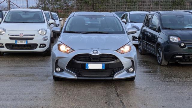 TOYOTA Yaris HYBRID BUSINESS 1.5cc 92