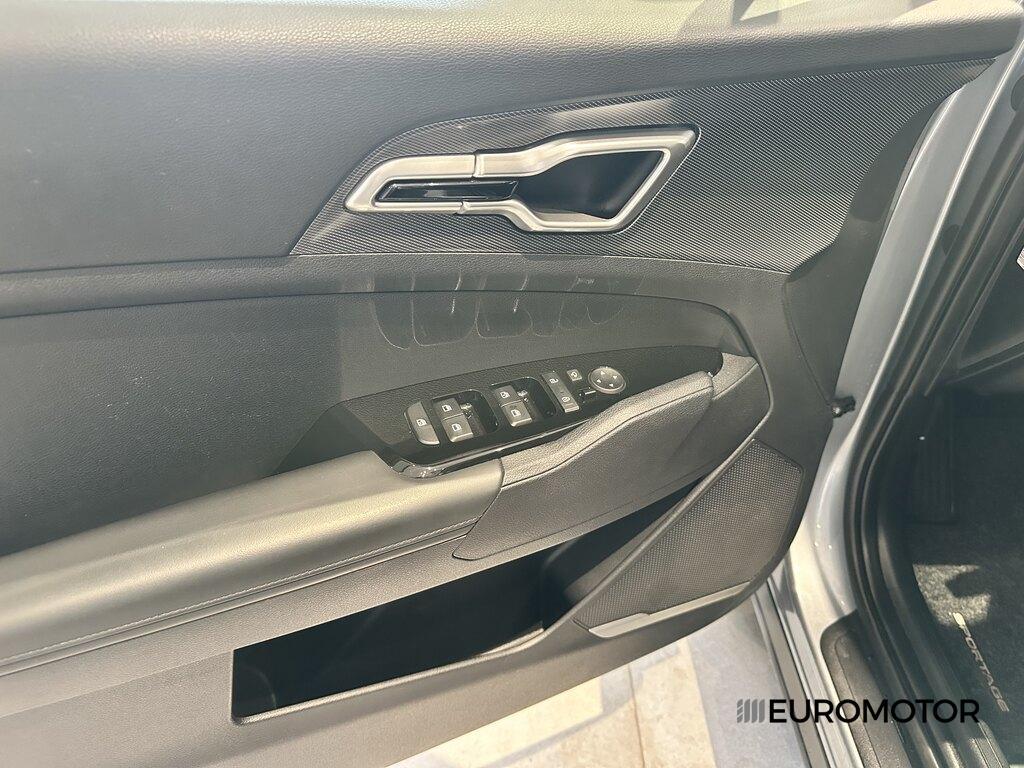 Kia Sportage 1.6 T-GDi HEV Style AT6