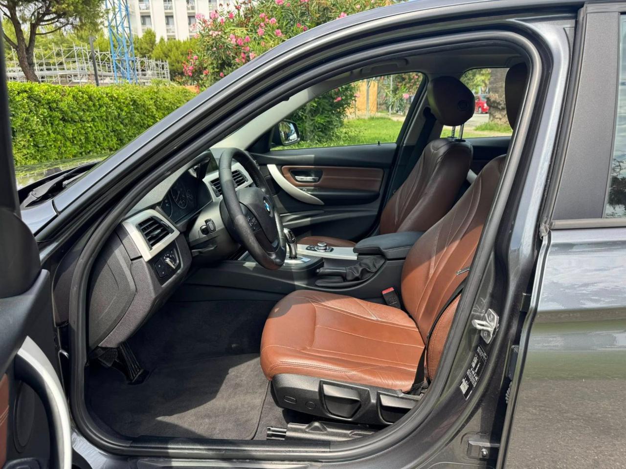 BMW 318 d Touring Luxury auto