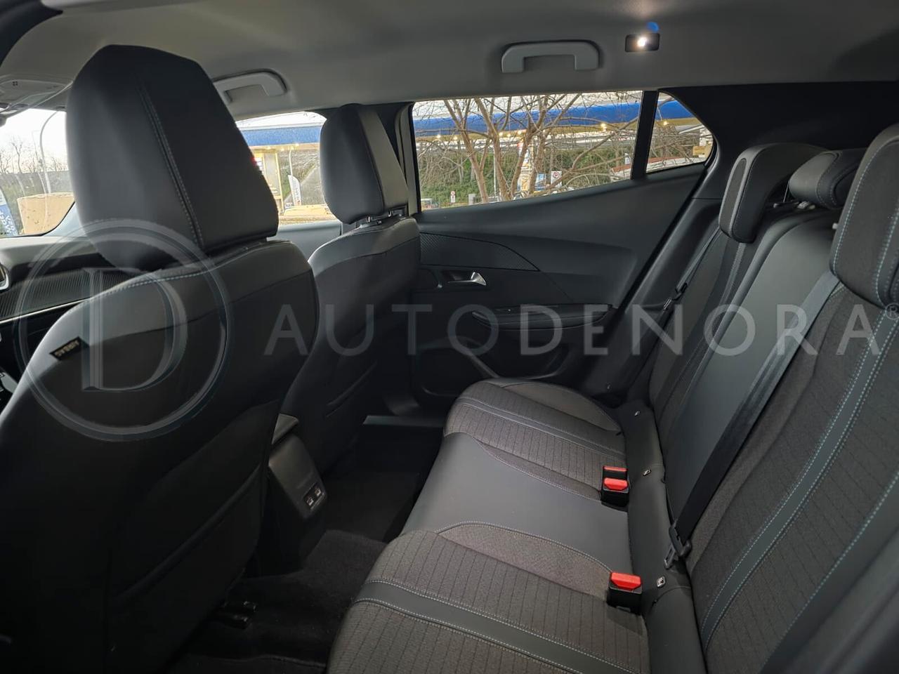 Peugeot 2008 BlueHDi 130 S&S EAT8 Allure Pack#LED#PELLE#CAM#VIRTUAL3D#CARPLAY