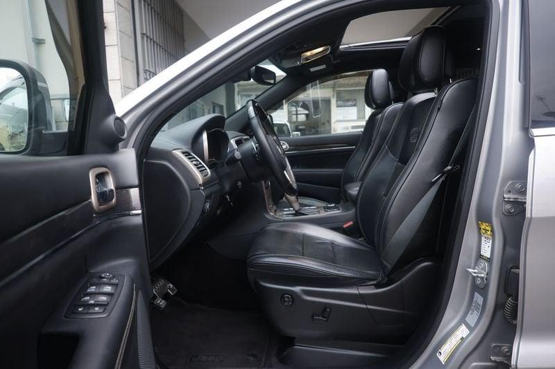 Jeep Grand Cherokee JEEP Grand Cherokee 3.0 V6 crd Overland 250cv auto 184KW ANNO 2017