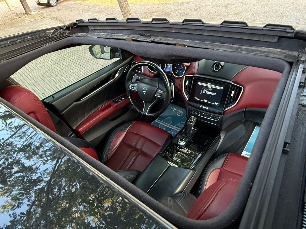 Maserati Ghibli RIBELLE V6 Diesel Bi-Color