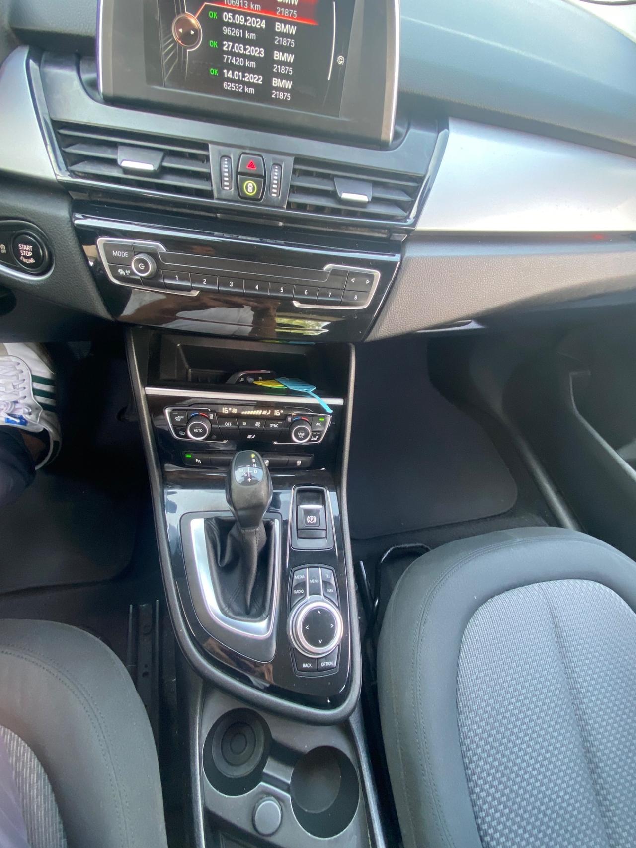 Bmw 2er Active Tourer 218d Luxury