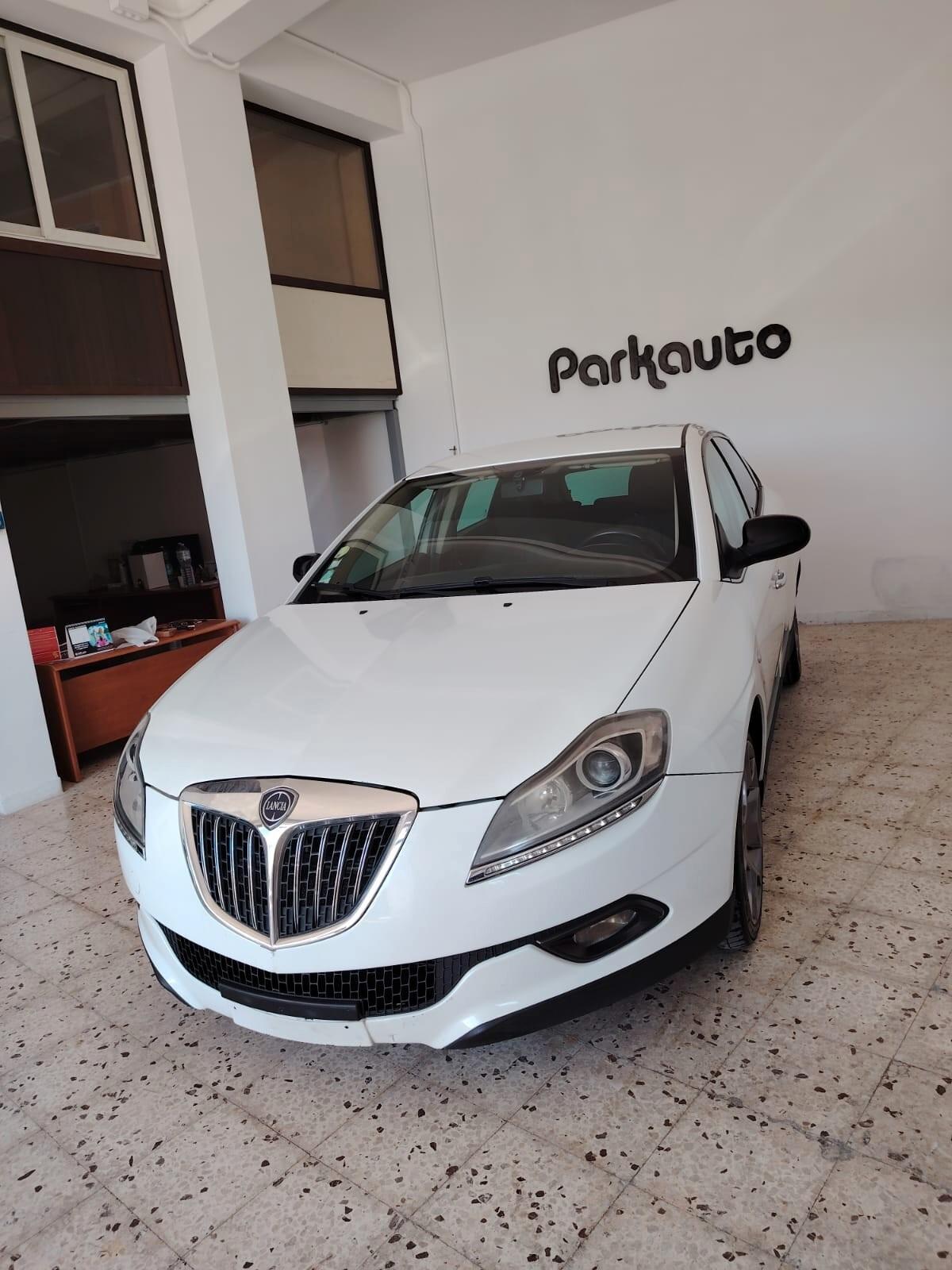 Lancia Delta 1.6 MJT DPF Silver 120 cv