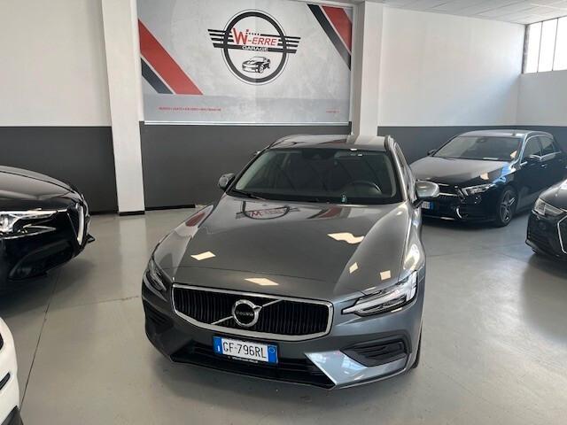 Volvo V60 B4 (d) Geartronic Momentum Business