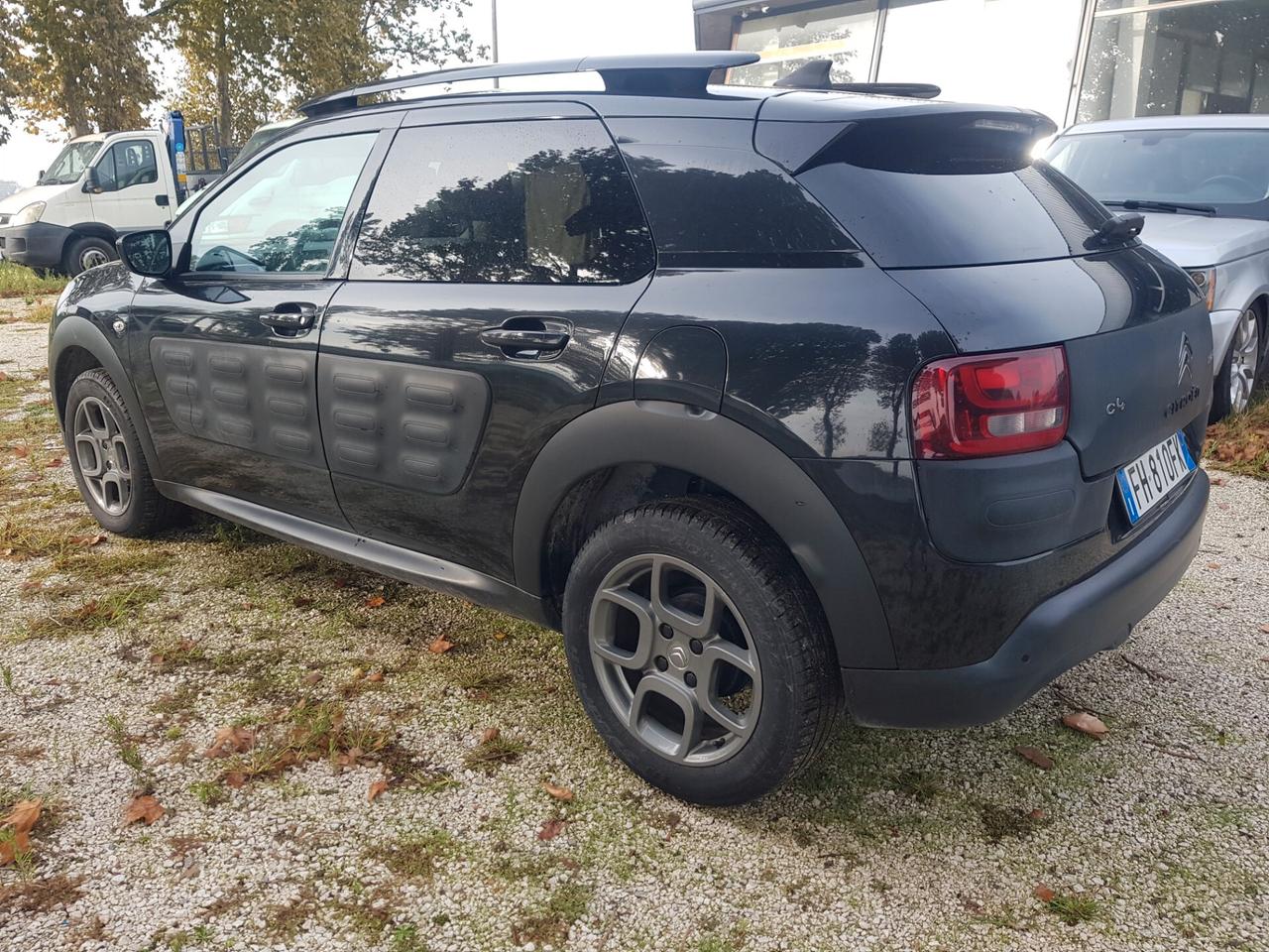 Citroen C4 Cactus BlueHDi 100 Shine