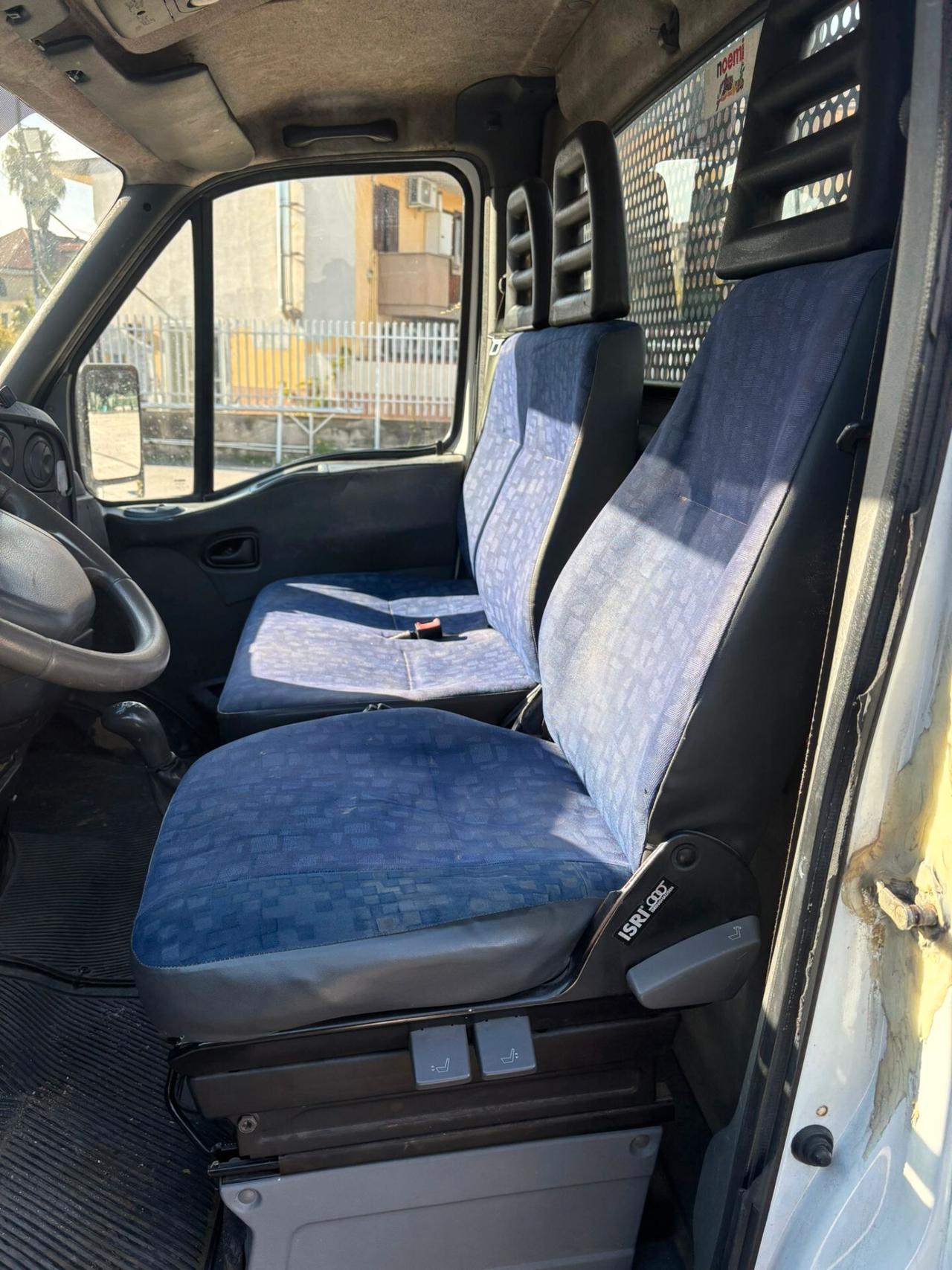 Iveco Daily 35C11 Cabinato