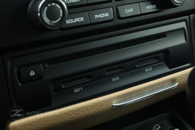 PORSCHE Macan 2.0 Sedili Riscaldabili Volante Elettrico 4x4