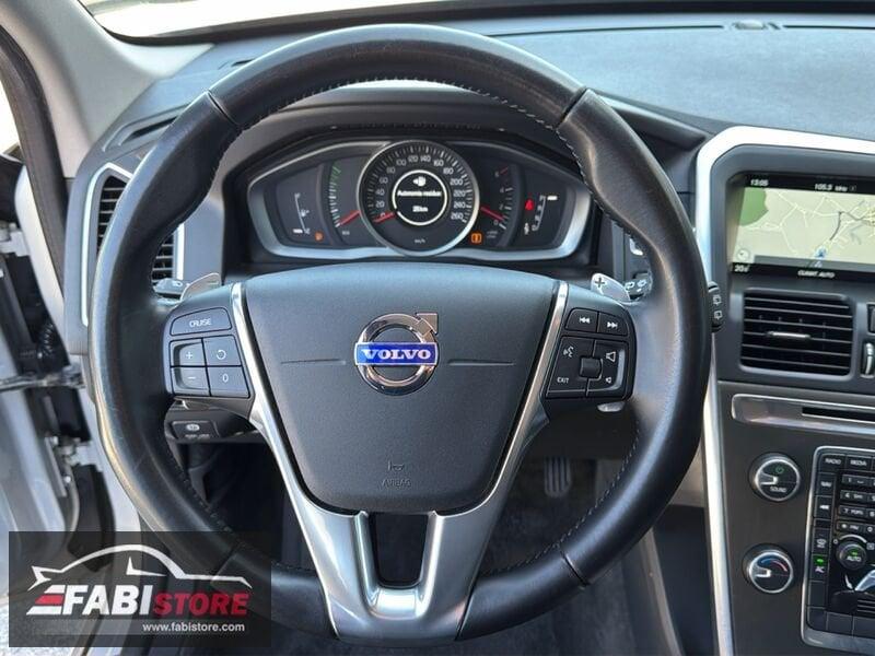 Volvo XC60 2.4 D4 181 Cv Automatic AWD Momentum - Navi, Cruise, Sensori ecc