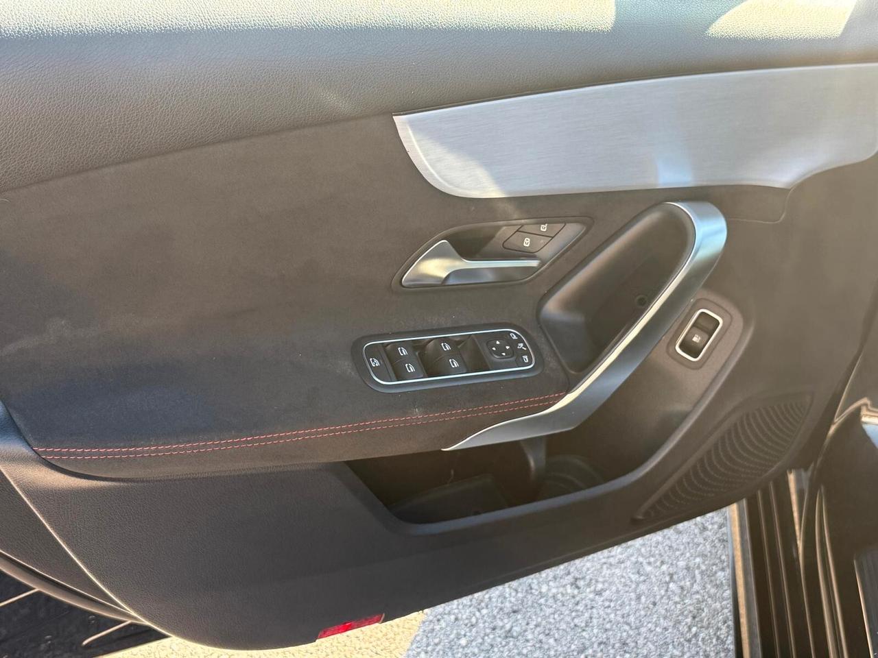 Mercedes-benz A 250 PLUG-IN "ALLESTIMENTO 45 S" ESCLUSIVA AFFARE