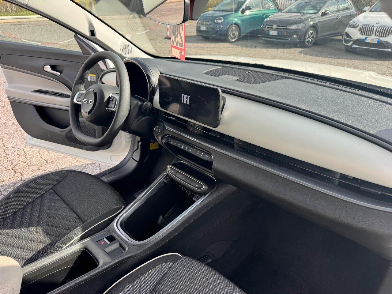 Fiat 600 1.2 hybrid La Prima 145cv auto