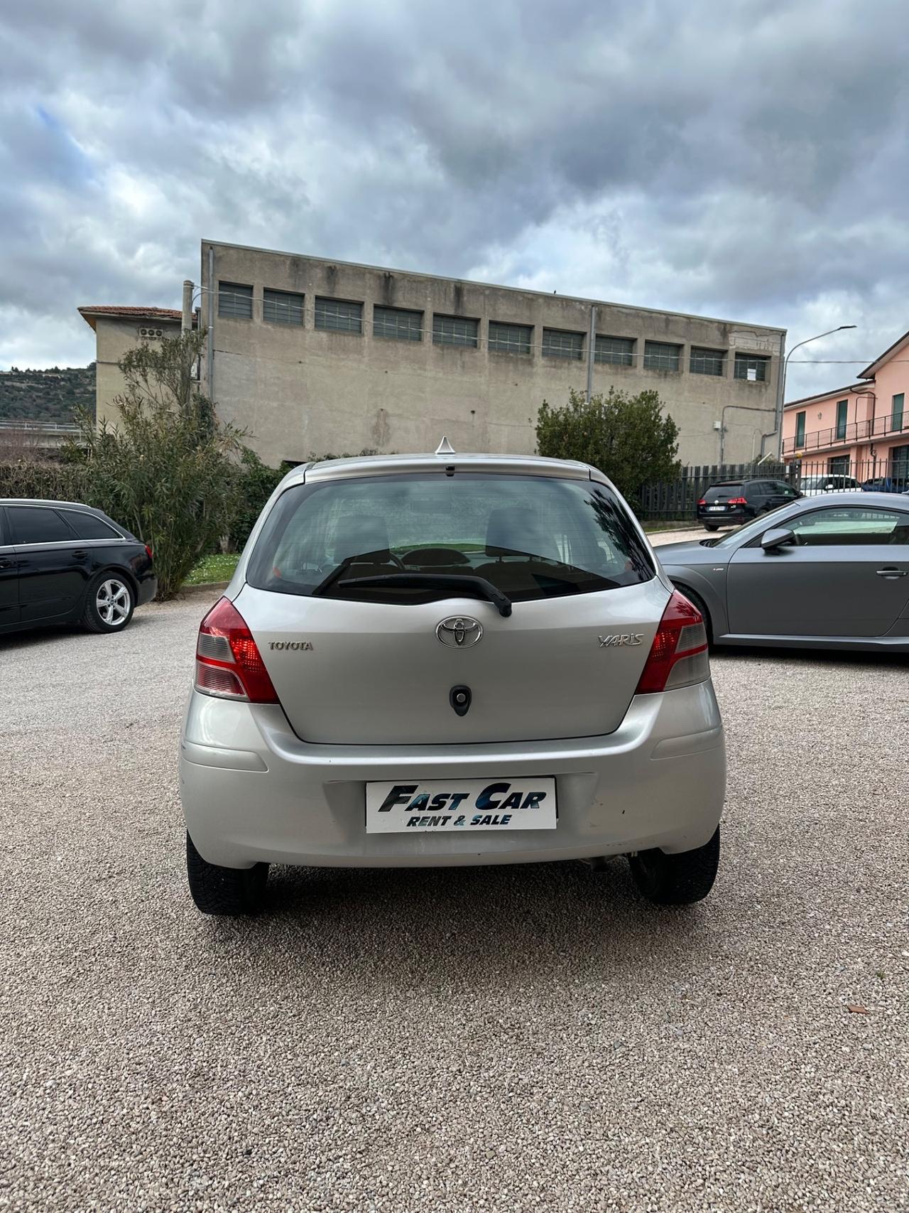 Toyota Yaris 1.4 D-4D DPF 5 porte Now ok neopatentati