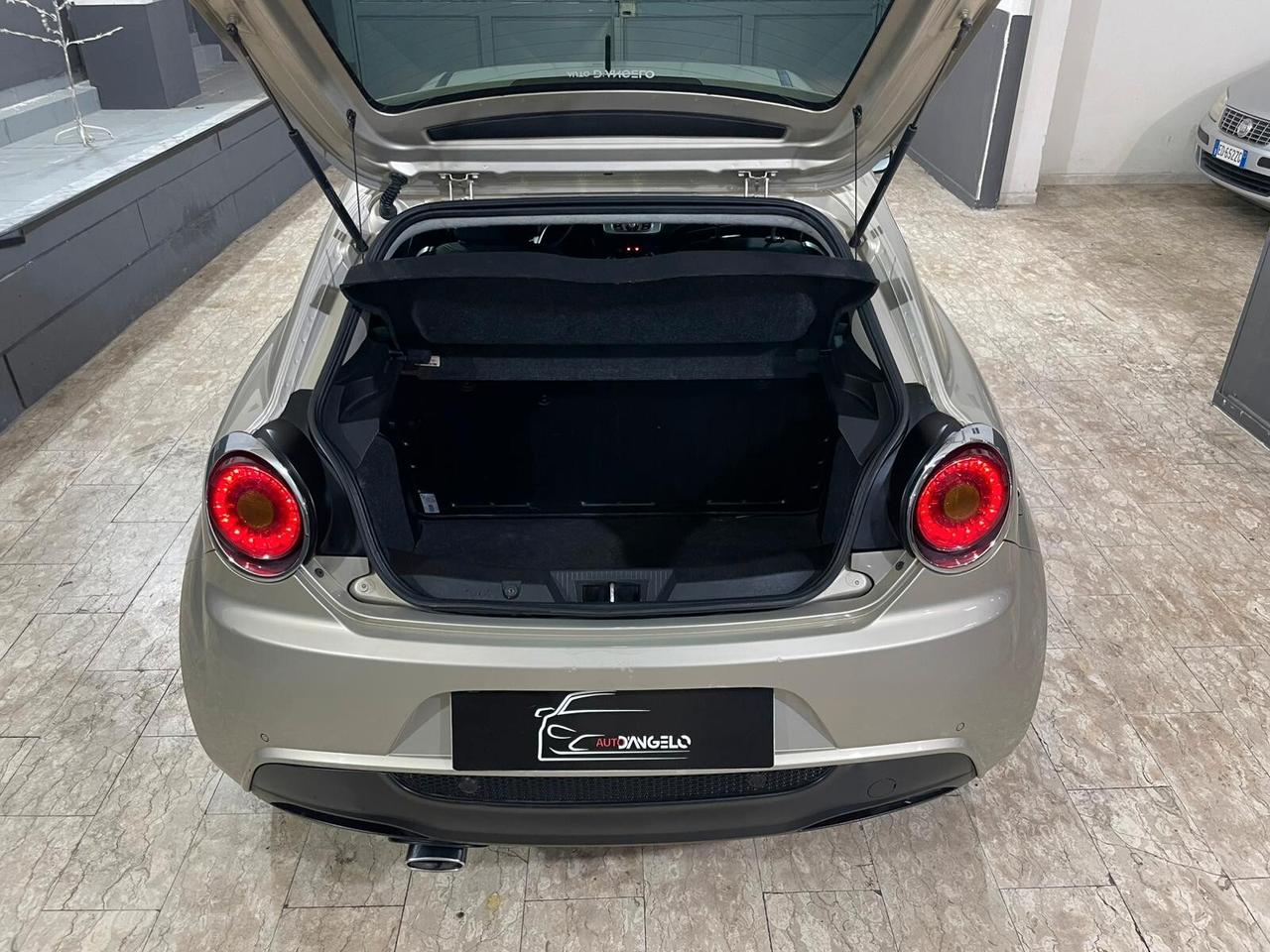 Alfa Romeo MiTo 1.3 JTDm-2 95 CV S&S Distinctive Sport Pack