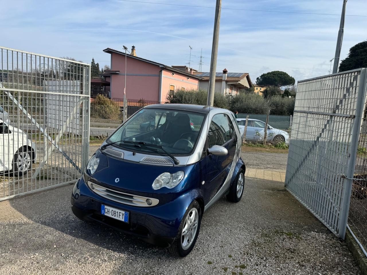 Smart ForTwo 700 coupé passion (45 kW) NEOPATENTATI