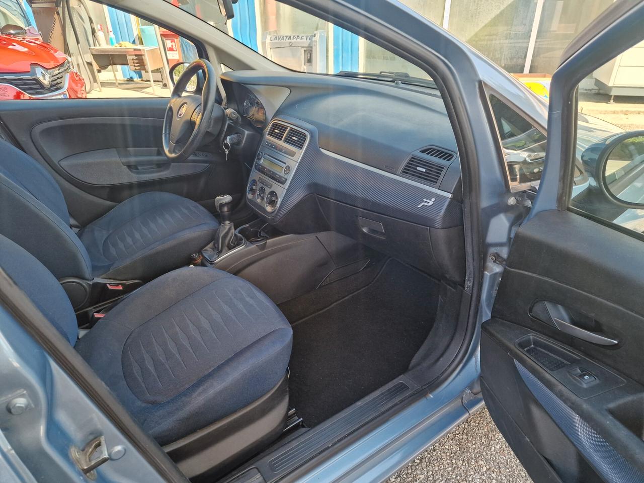 Fiat Grande Punto 1.3 MJT 75 CV 5 porte Dynamic