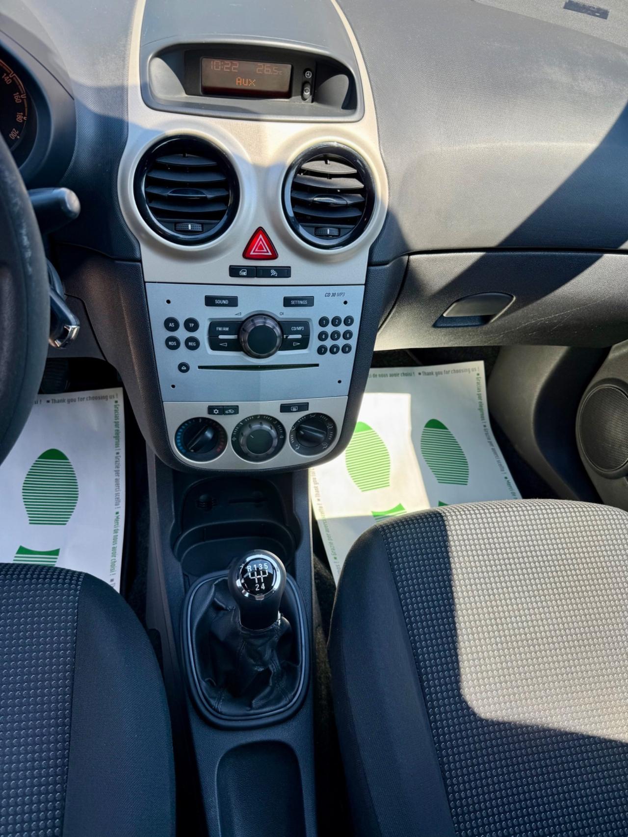 Opel Corsa 1.2 5 porte Ok Neopatentati