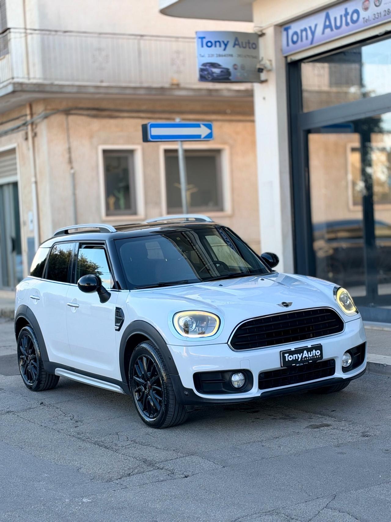 Mini Cooper D Countryman Hype auto my18 BICOLORE CON TETTO NERO, NAVI,FULL LED, BLUETOOTH,SCHERMO DIGITAL