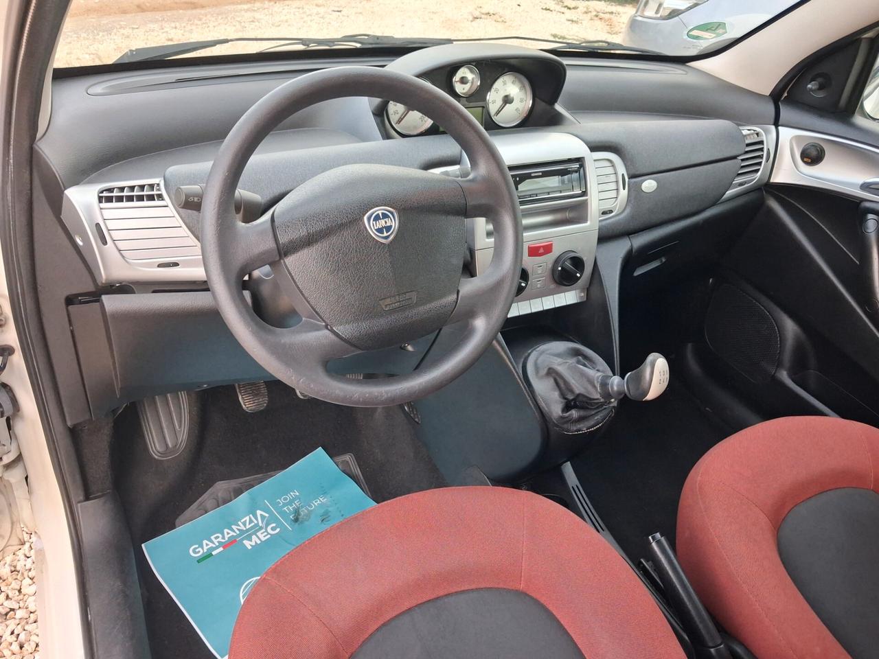 Lancia Ypsilon 1.2 Platino