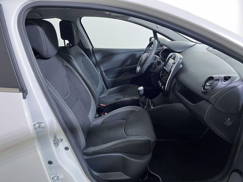 Renault Clio Clio 1.2 16v Business 75cv