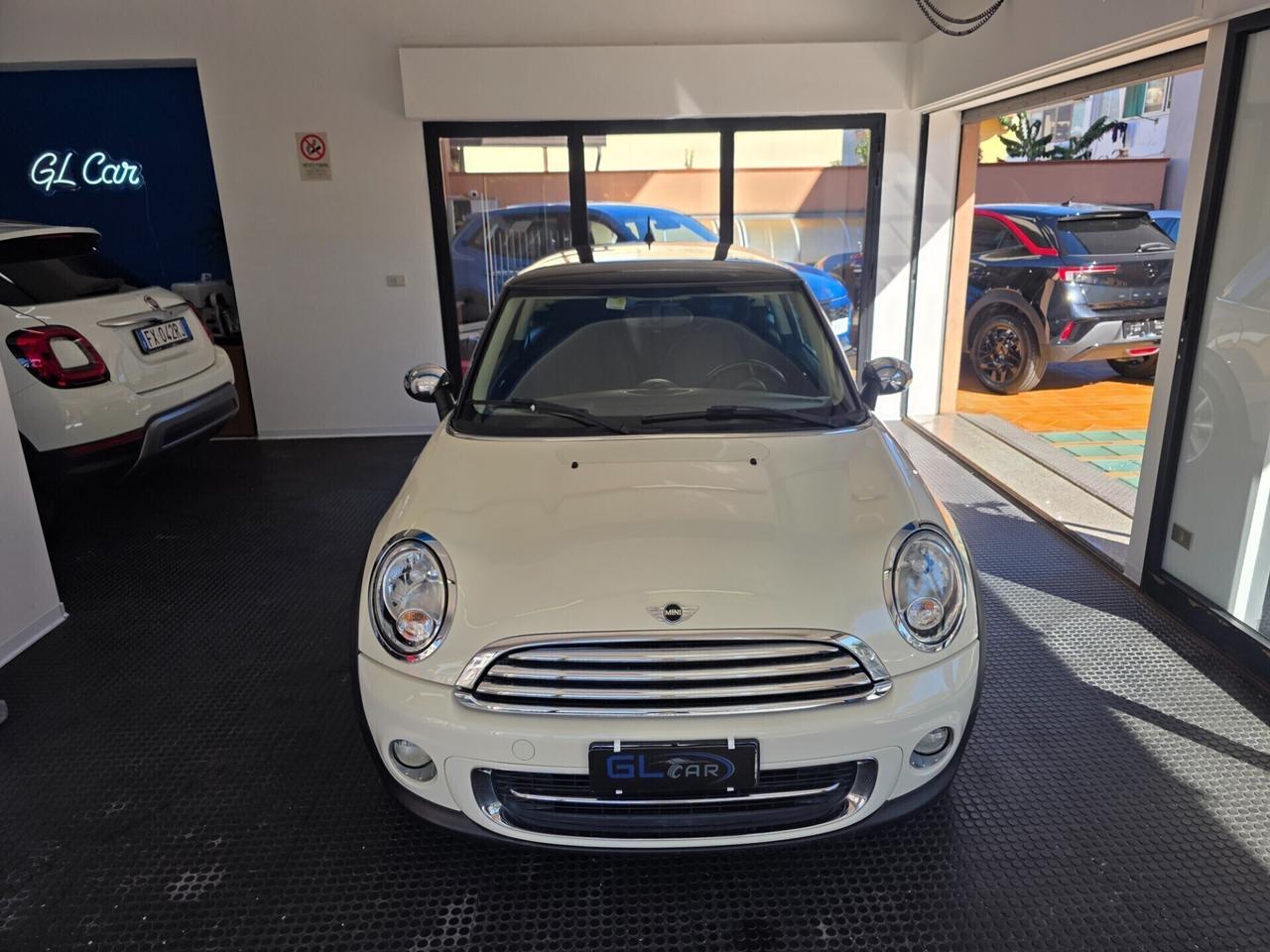 Mini 2.0 16V Cooper D AutOM 108000km FINANZ