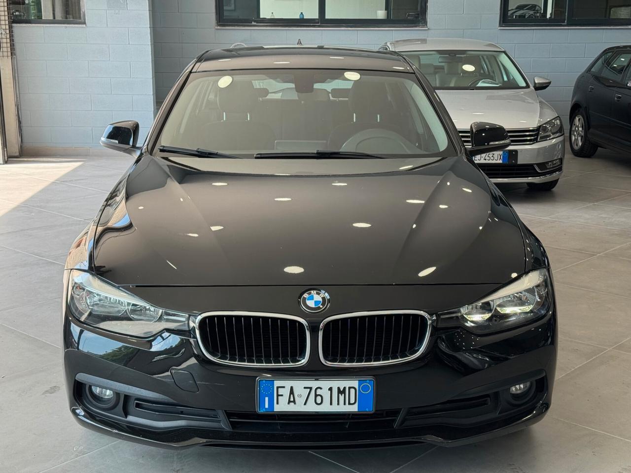 Bmw 318 318d xDrive Touring Luxury