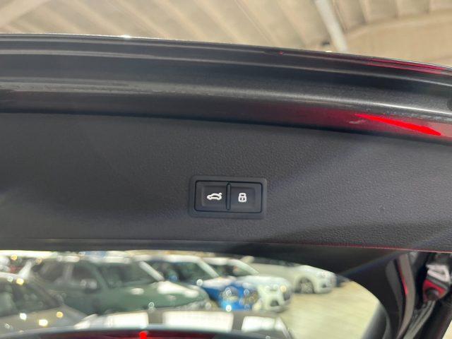 AUDI Q2 35TDI Stronic S line "19 Sline/Telec./Navi/MATRIX