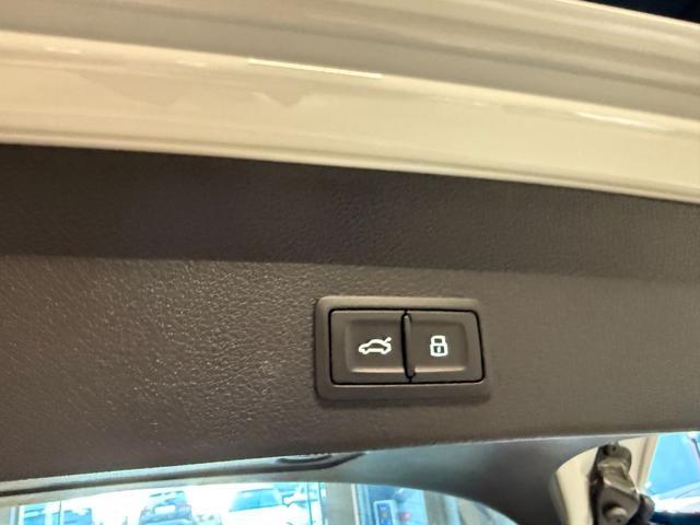 AUDI Q2 35 TDI S tronic S line Edition