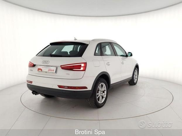 Audi Q3 2.0 TDI 120 CV S tronic