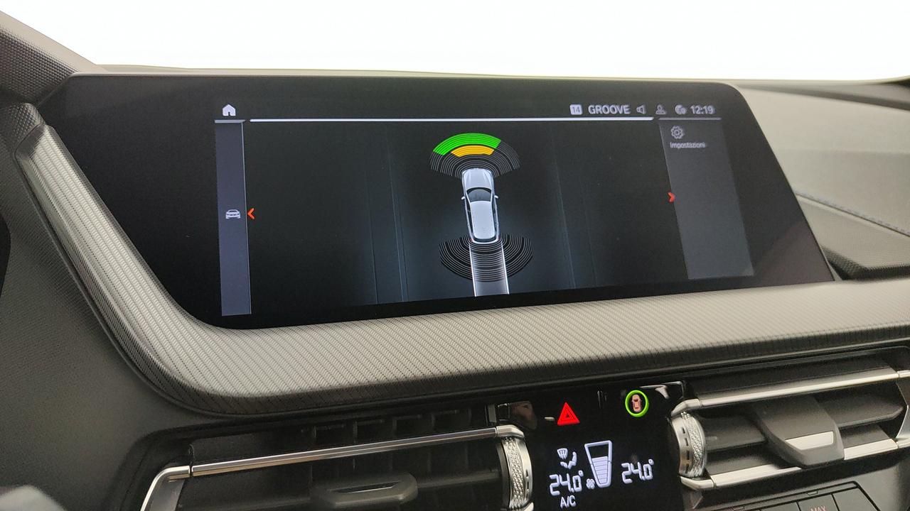 BMW Serie 1 F40 - 118d Msport auto